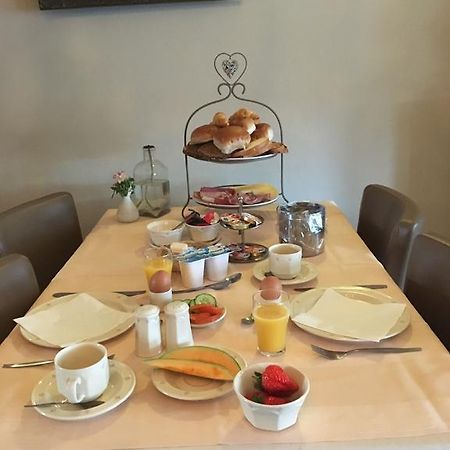 Hotel Het Anker Heythuysen Екстериор снимка