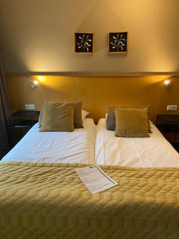 Hotel Het Anker Heythuysen Екстериор снимка
